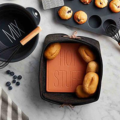 Bread Warming Set: Stylish 2-Piece Basket & Hot Stuff Tile for Freshly Toasted Delight!