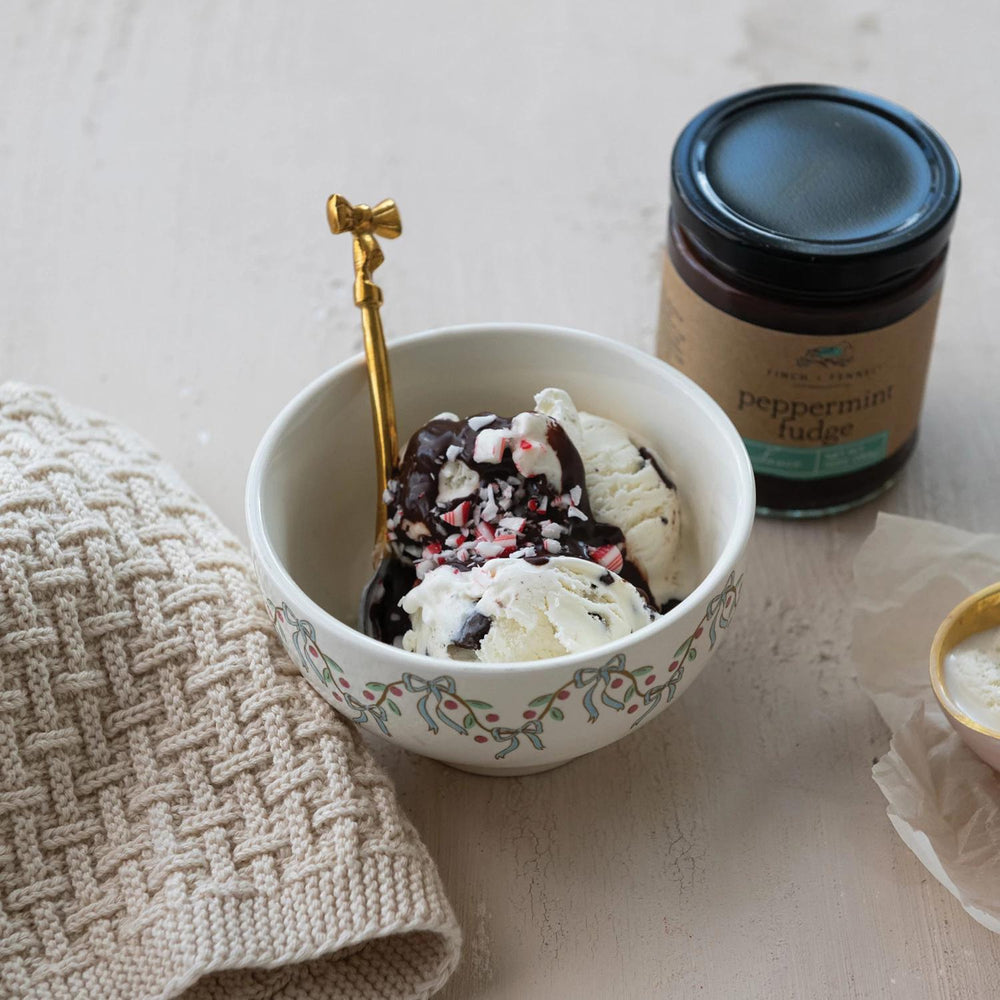 Peppermint Fudge Sauce 10oz – Rich Chocolate Holiday Dessert