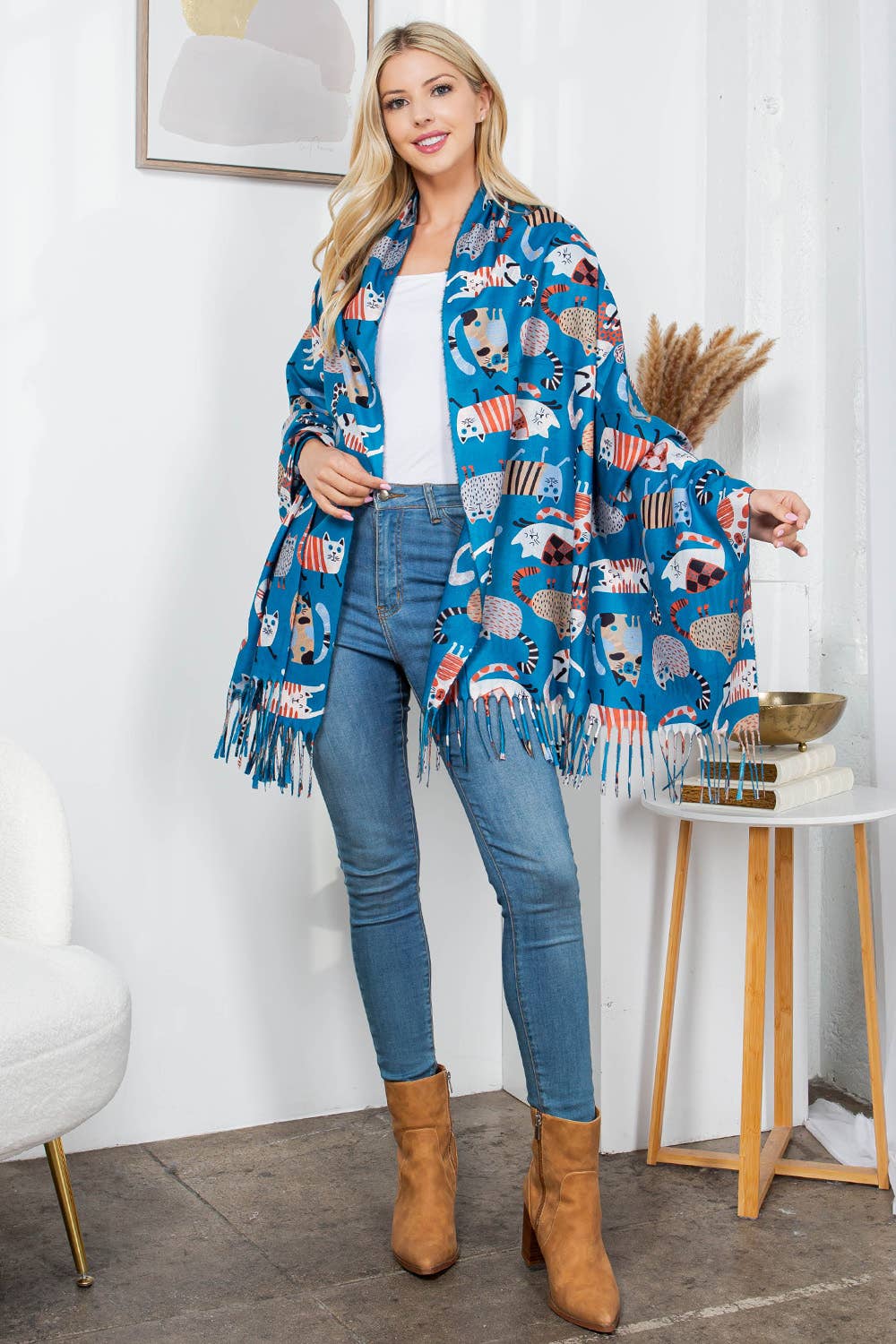 DOG PRINT SCARF - Playful Design