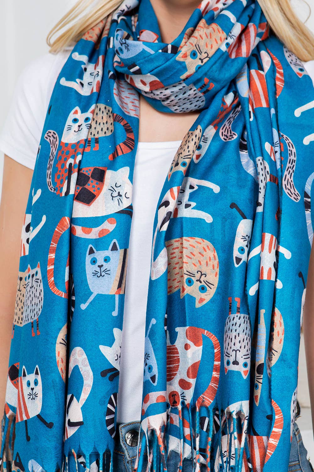 DOG PRINT SCARF - Playful Design