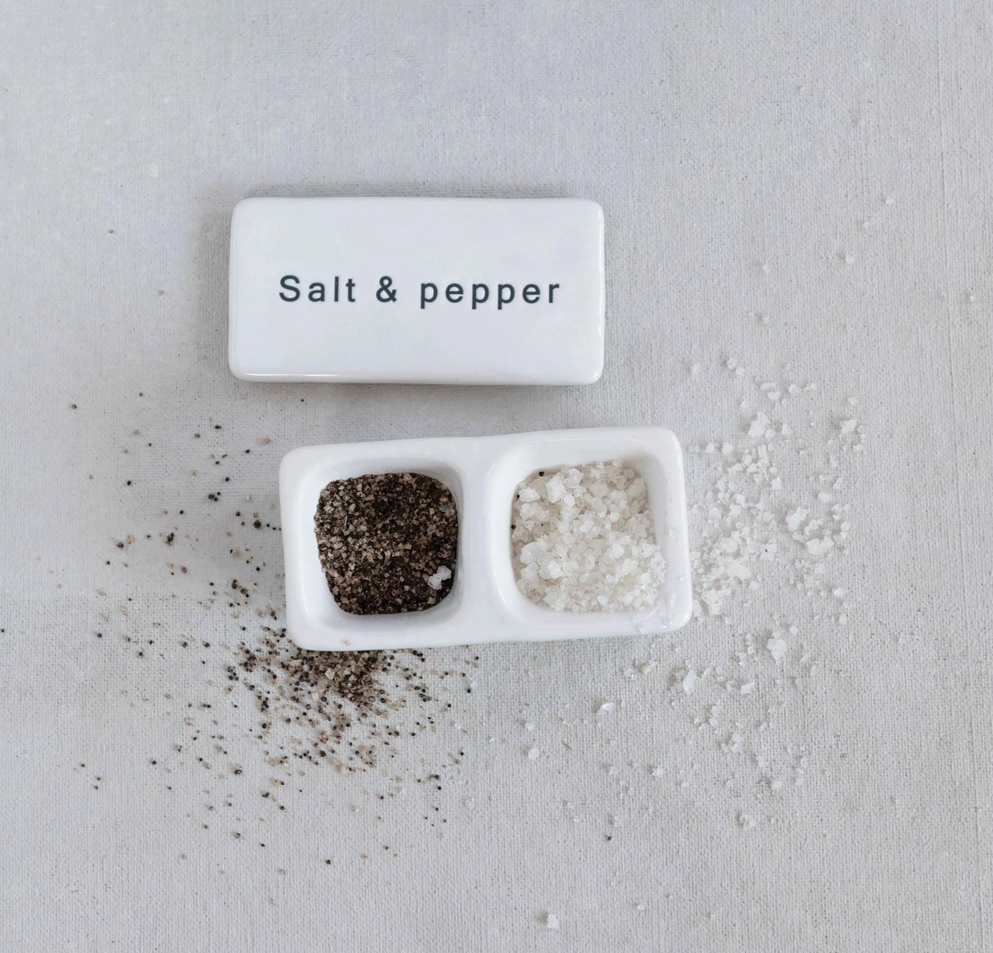 Salt & Pepper Pinch Pot - DF6288